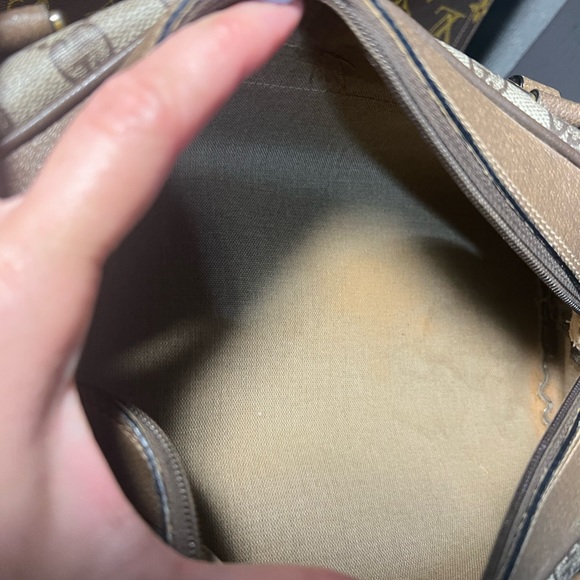 GUCCI - Picture 5 of 11